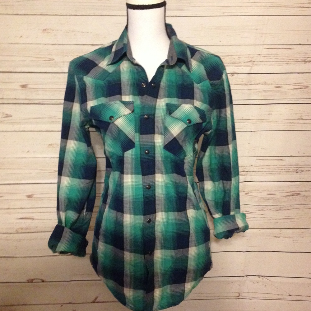 American eagle button down shirt